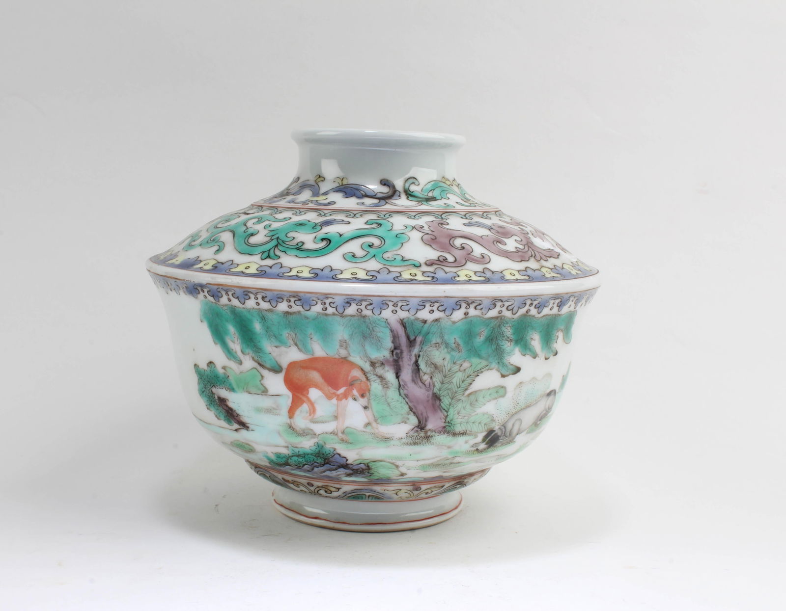 Antique Chinese Wucai Pot (1 of 5)