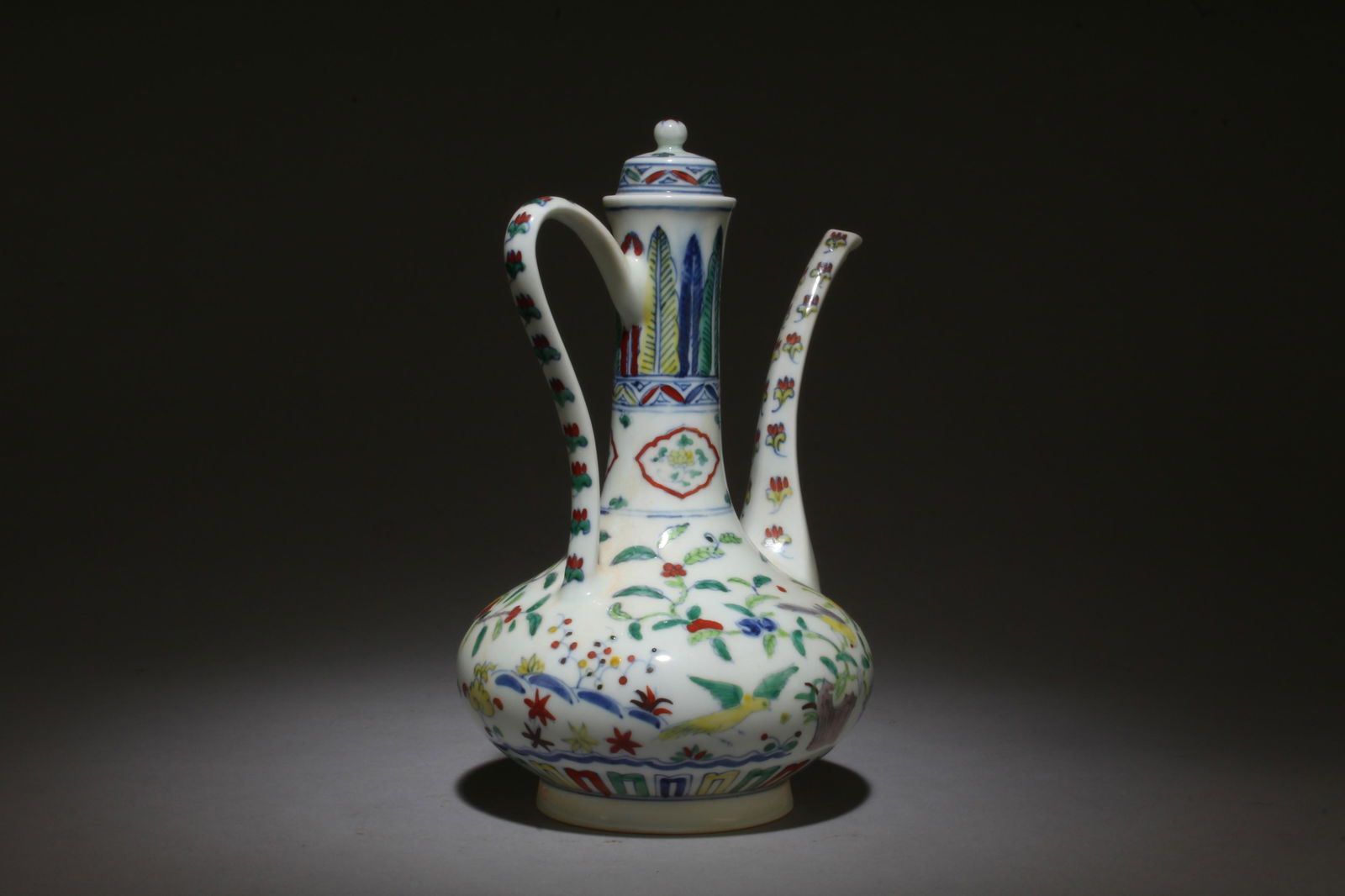 A Doucai Teapot - 4