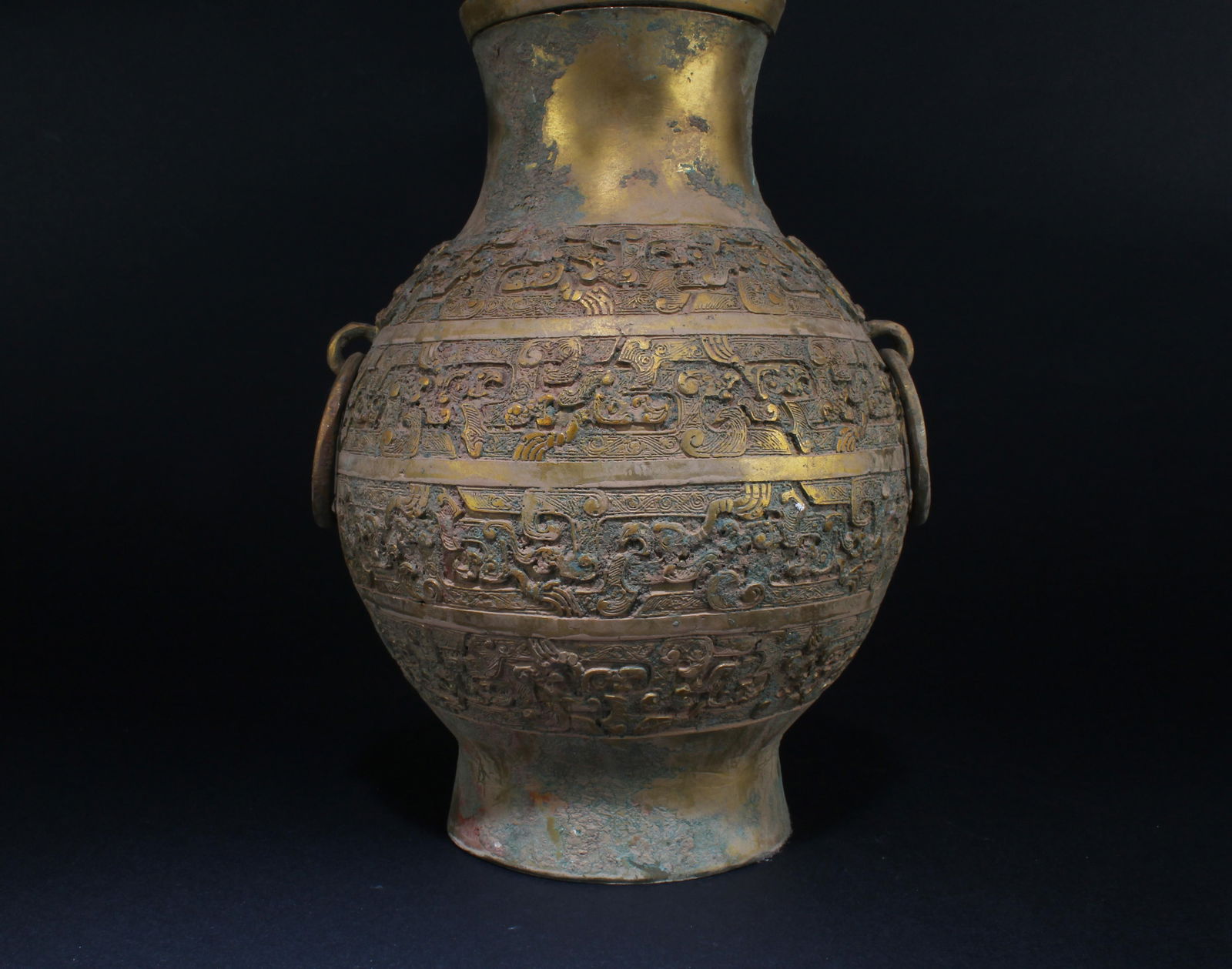 A Bronze Archaic Container - 2