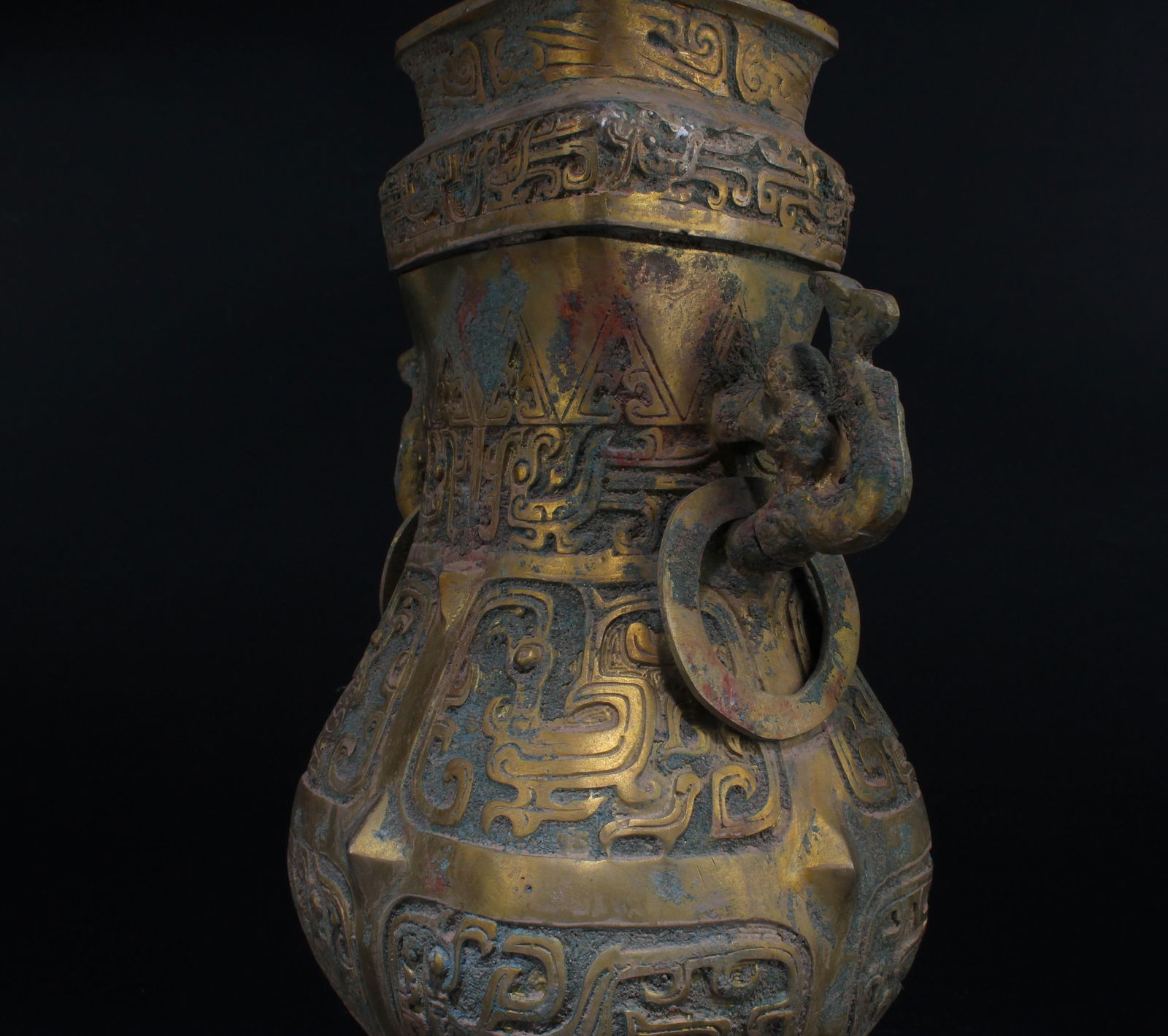 A Bronze Archaic Container - 5