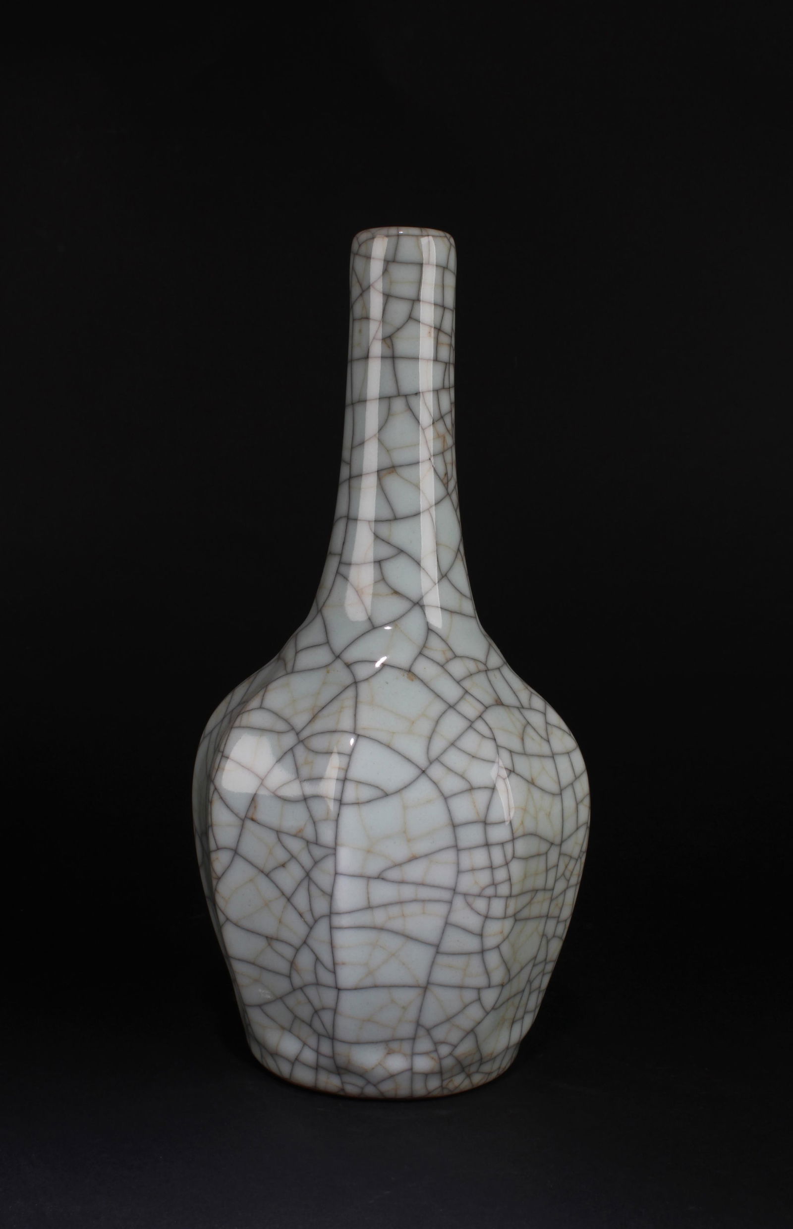 A Glazed Porcelain Vase (1 of 5)