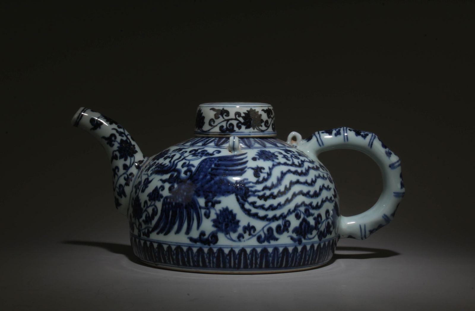 A Blue and White Phoenix Pot with Lid (1 of 9)