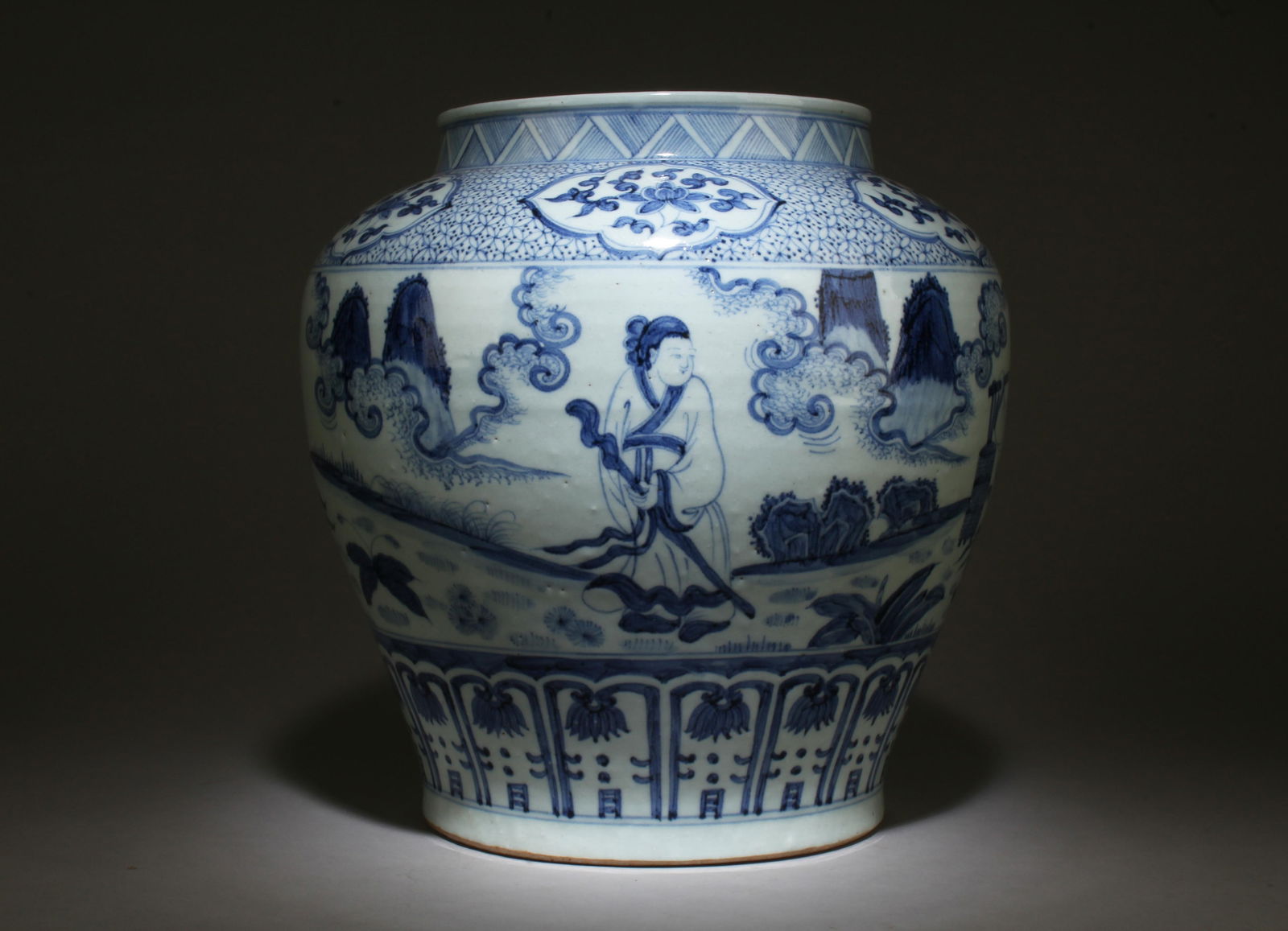 A Blue & White Porcelain Jar (1 of 6)