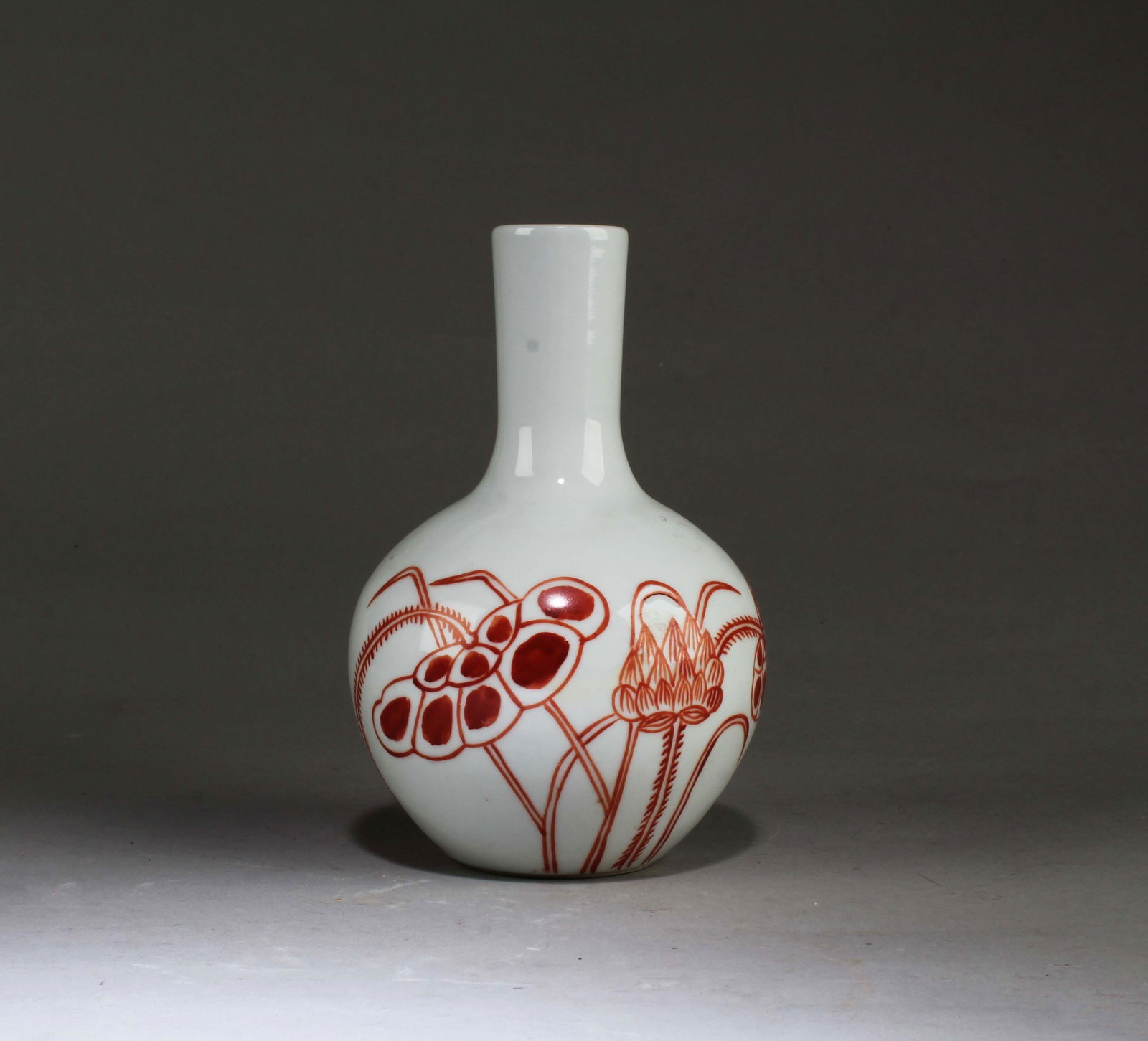 Chinese Porcelain Vase (1 of 6)