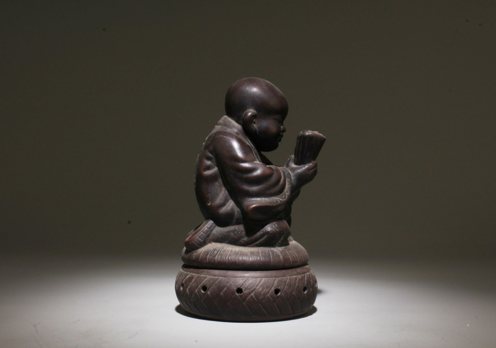 A Zisha Diffuser Ornament - 3