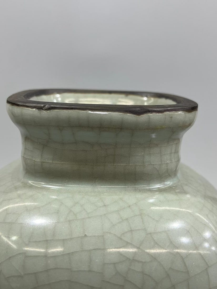 A Crackleware Glazed Vase - 8