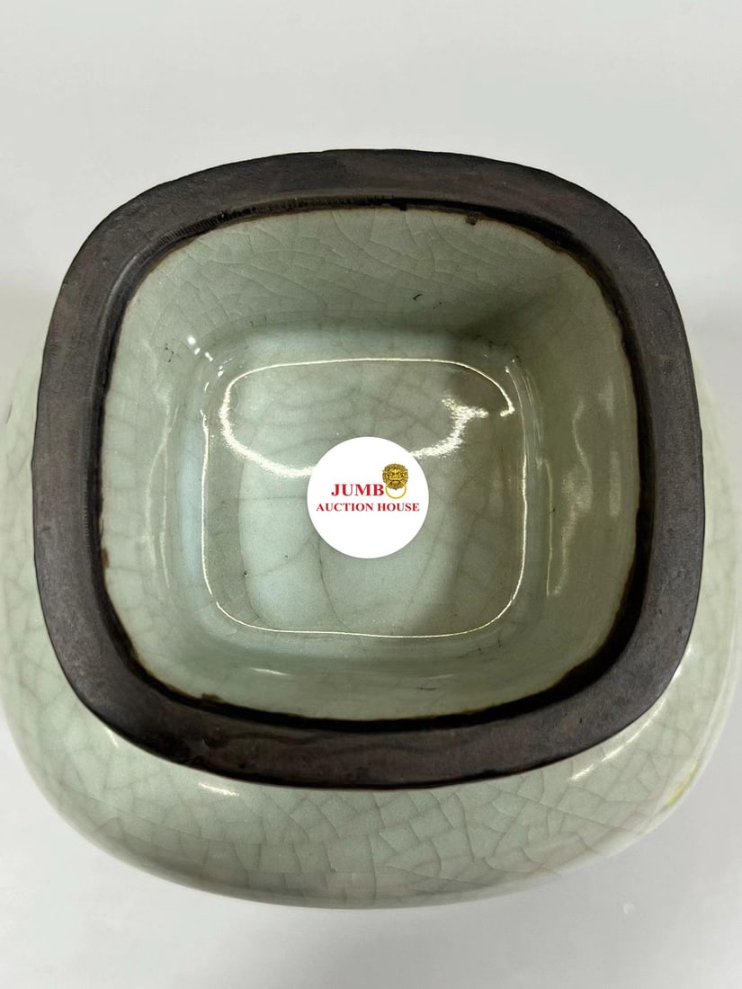 A Crackleware Glazed Vase - 9