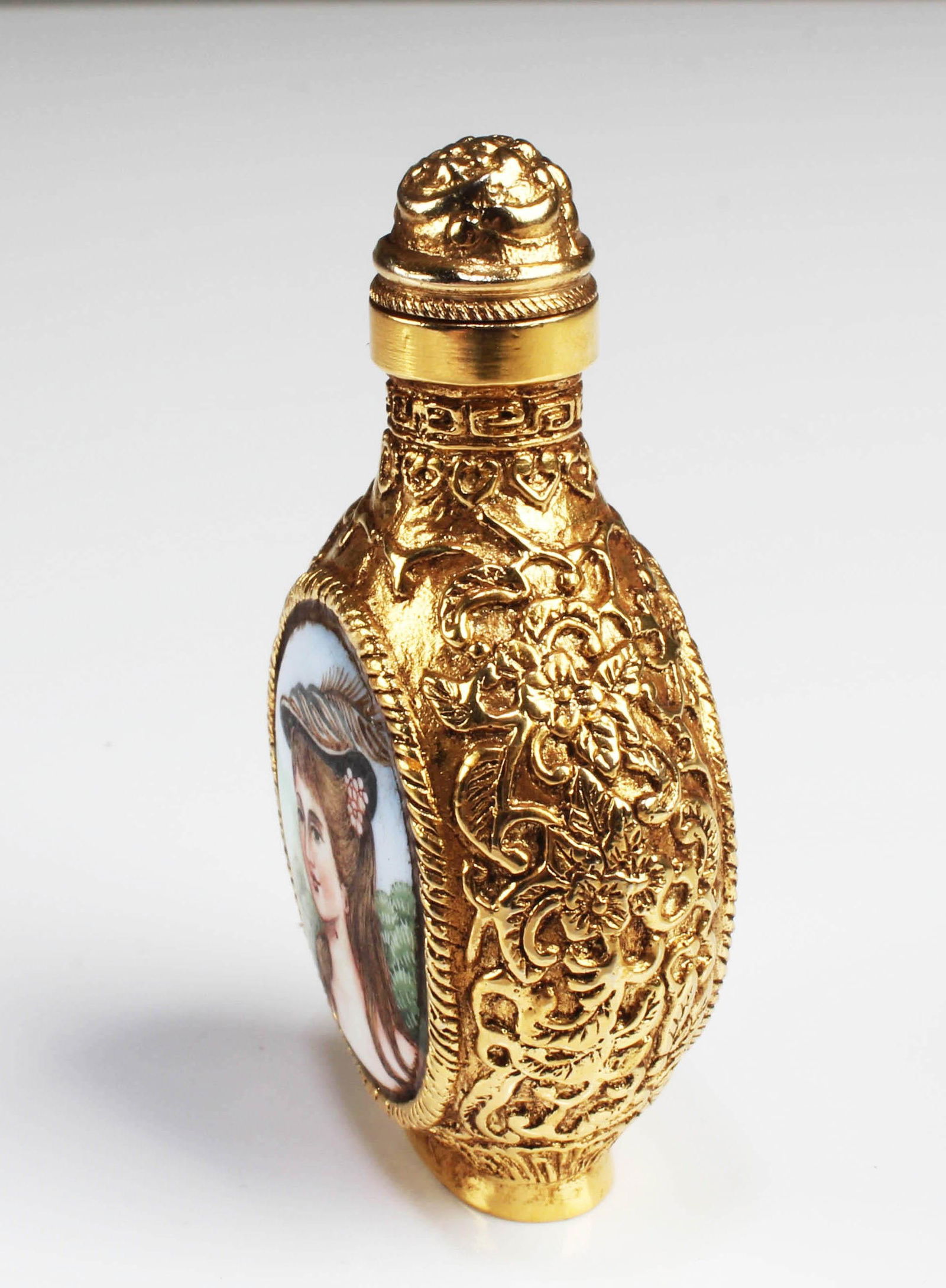 An Enamel Snuff Bottle - 3