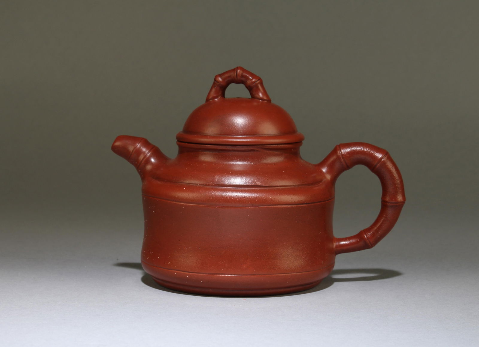 A Zisha Teapot (1 of 6)