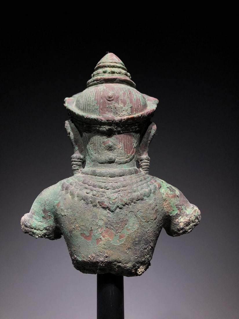 A High Buddha Statue - 8