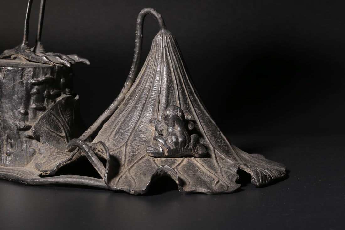 A Bronze Ornament - 3