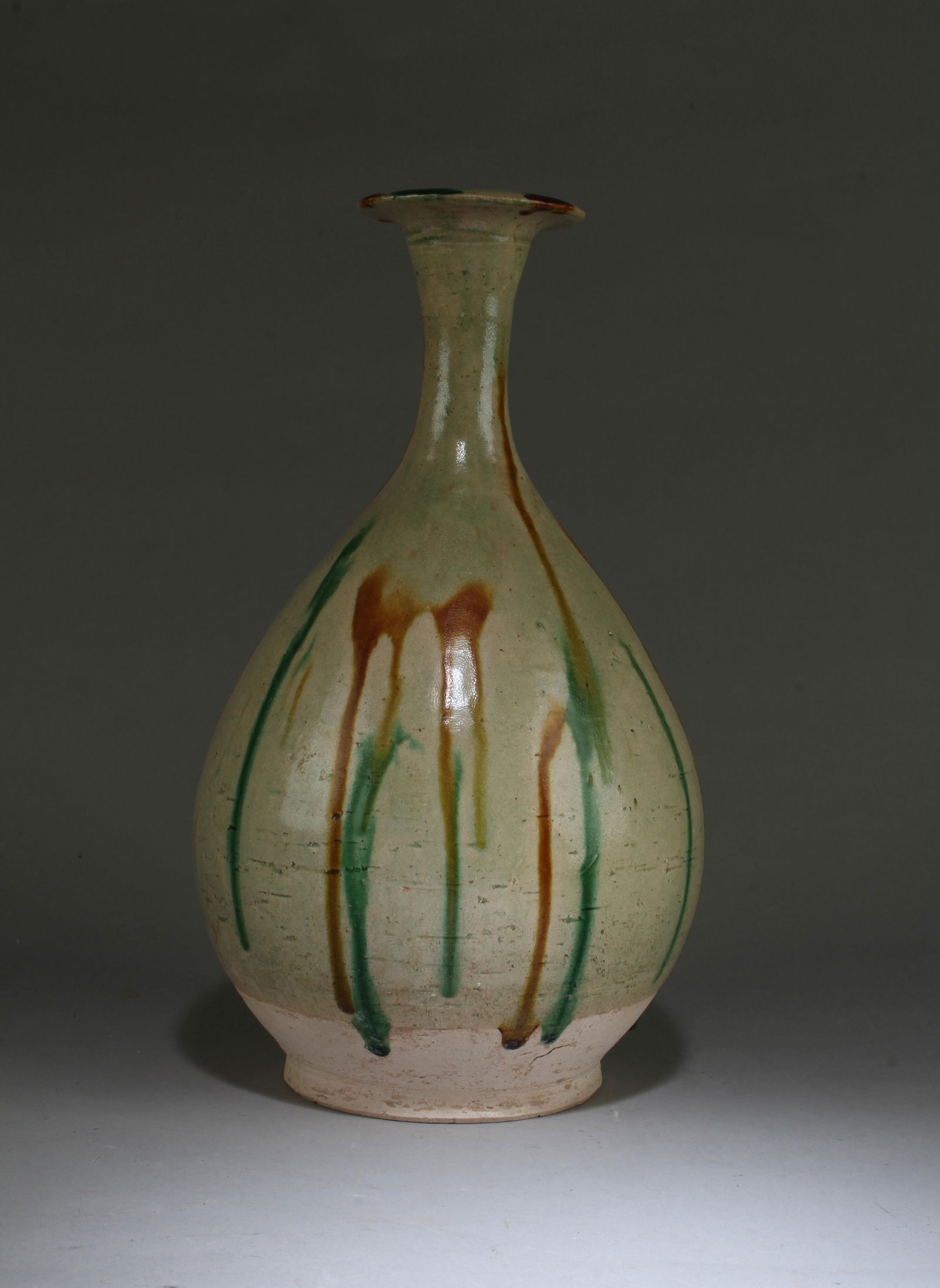 A SangCai Vase - 2