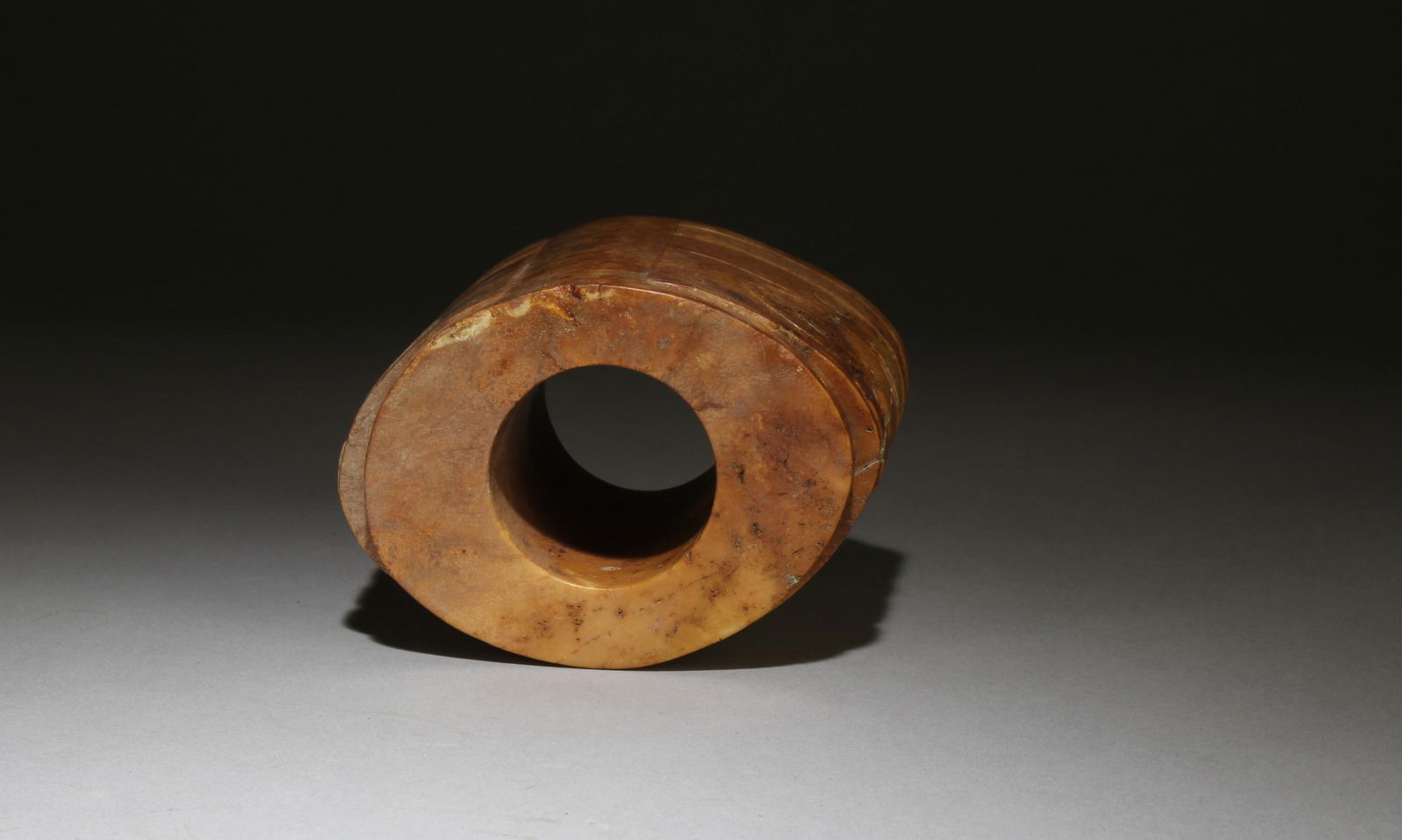 A Carved Jade 'Cong' - 7