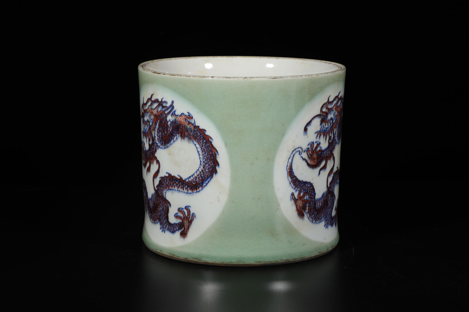 A Porcelain Brushpot - 4
