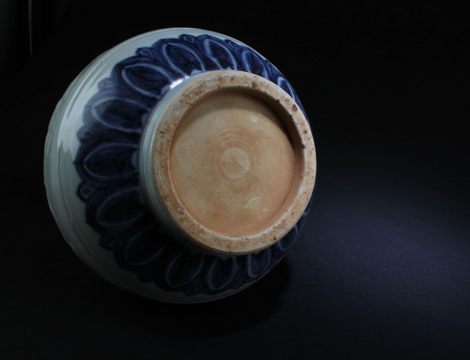 A Porcelain Vase - 7