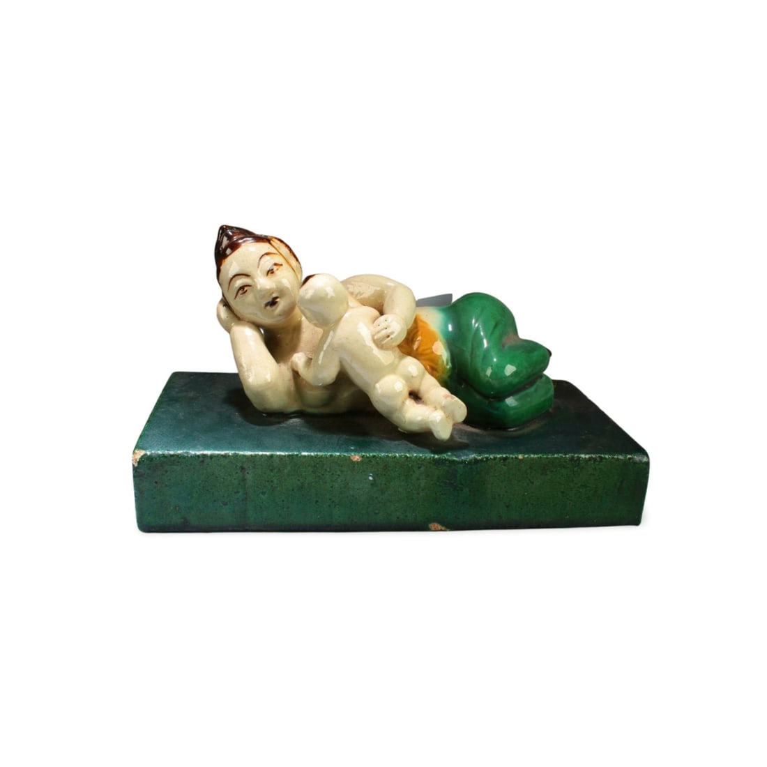 A Porcelain Ornament: A Porcelain Ornament. Length:9" Width: 4.5".