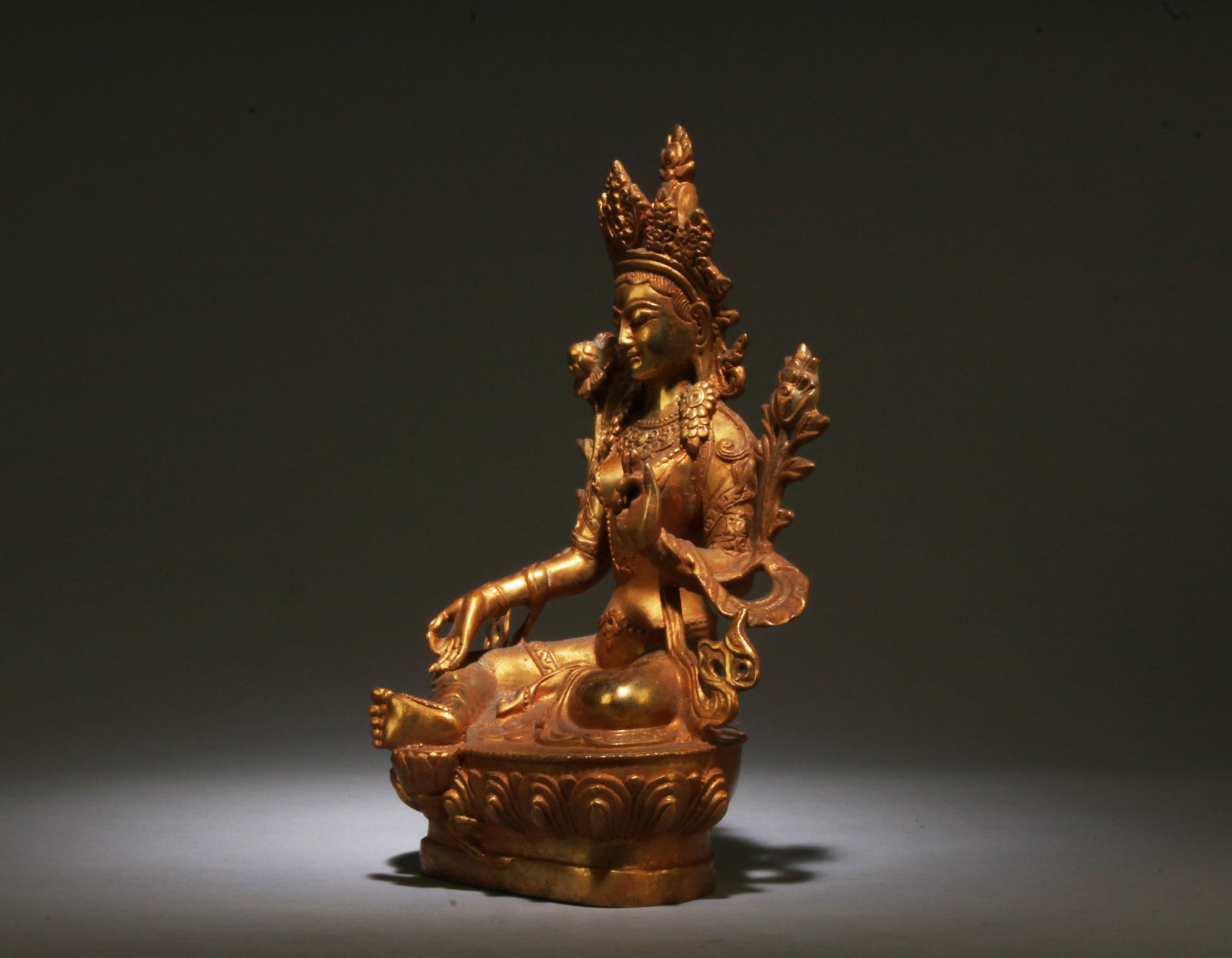 A Bronze Buddhist Statue - 6