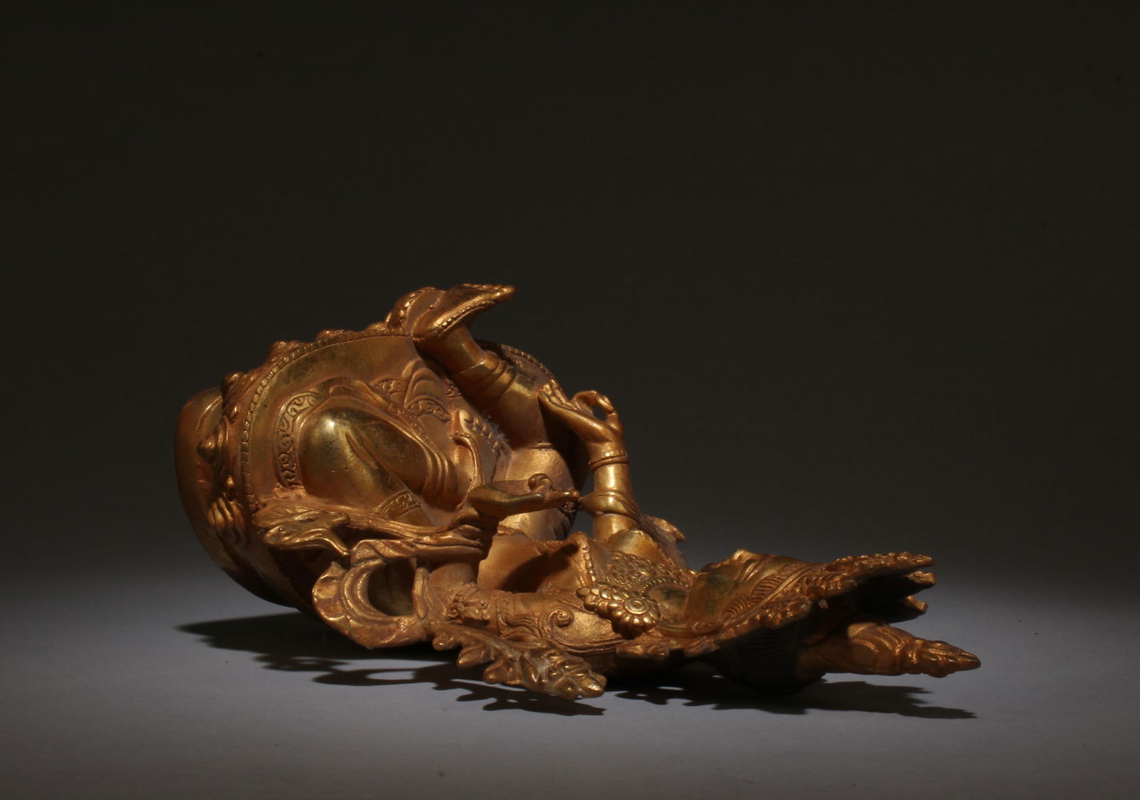 A Bronze Buddhist Statue - 8