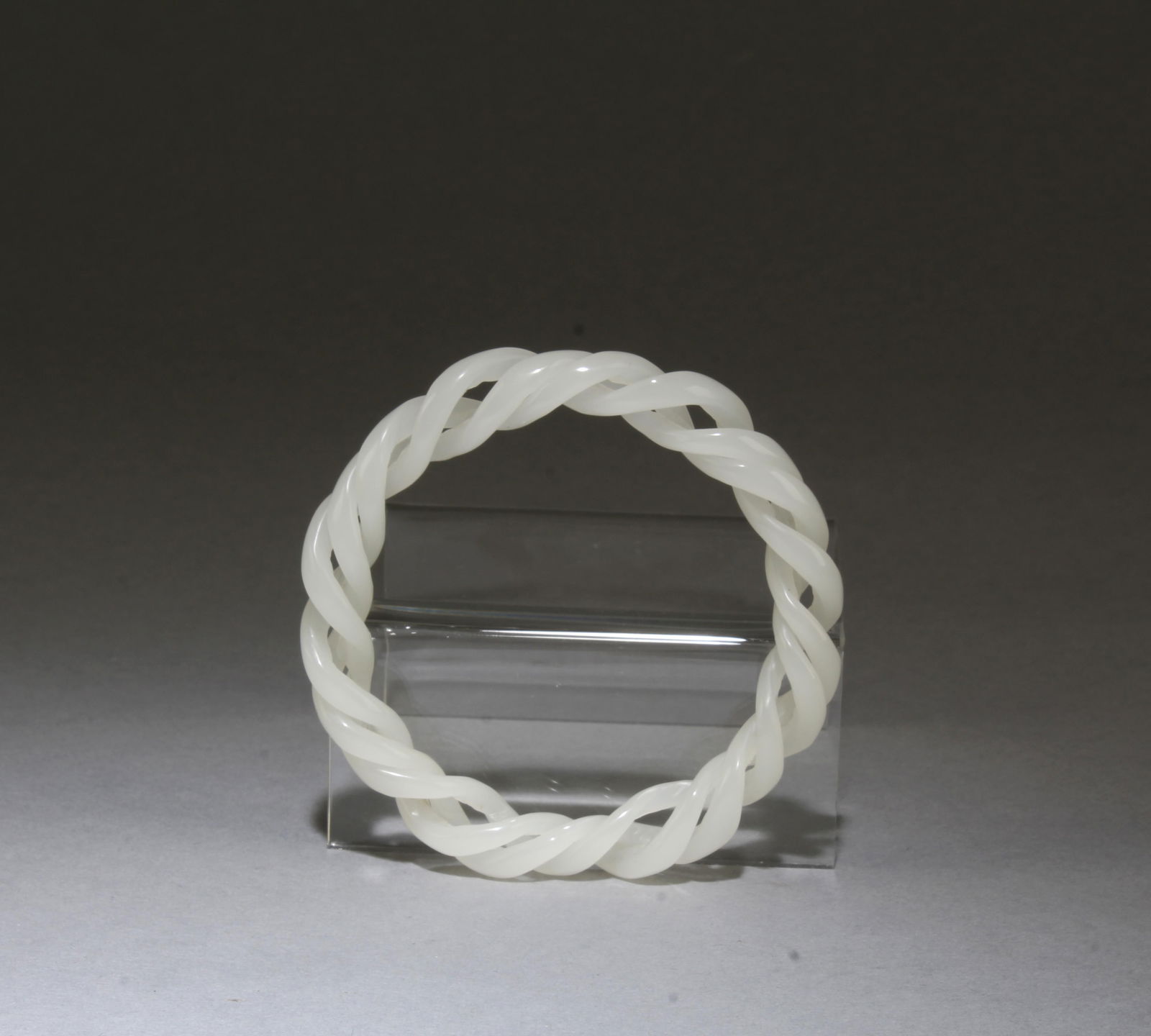 An Unique Swirl Jade Bangle - 2