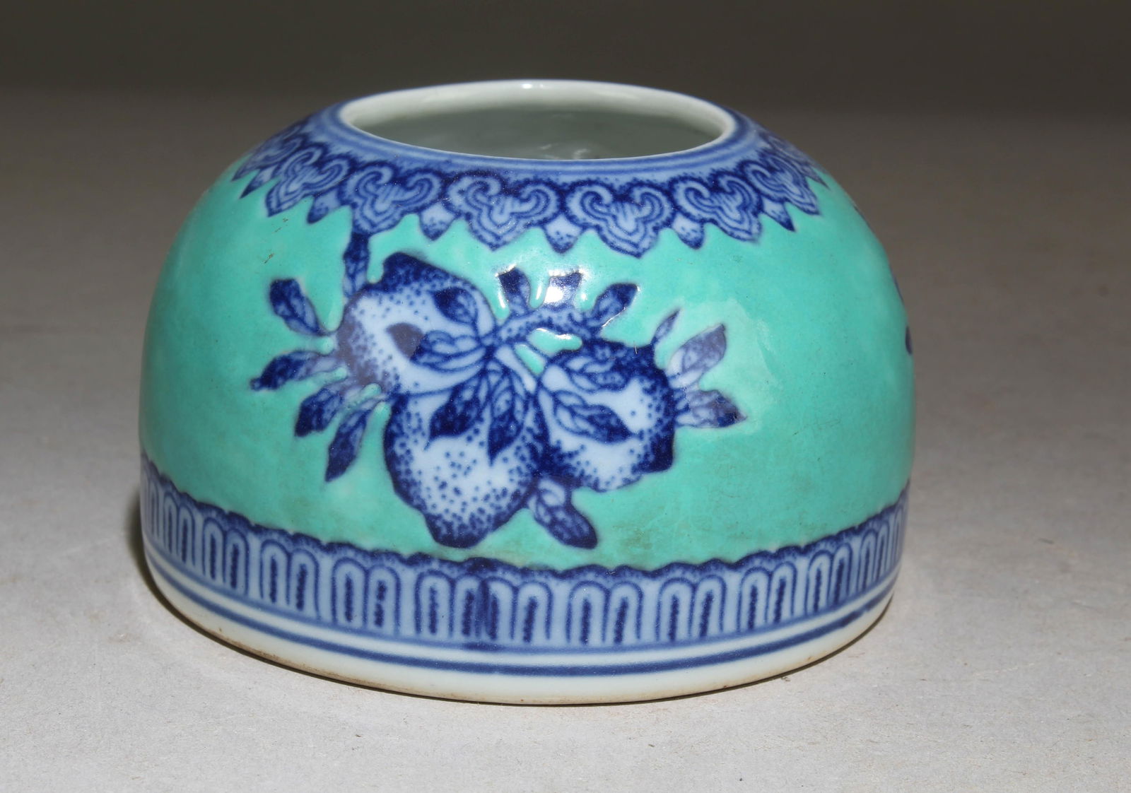 A Chinese Blue and White Green Glazed Jar (1 of 4)