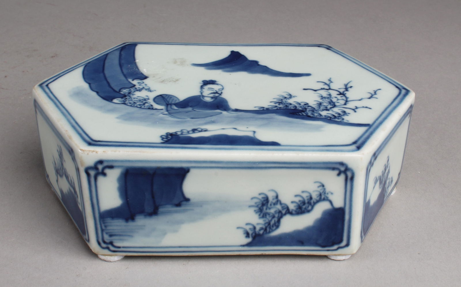 Chinese Blue & White Porcelain Rectangular Stand: Chinese Blue & White Porcelain Rectangular Stand. Length: 5.75"