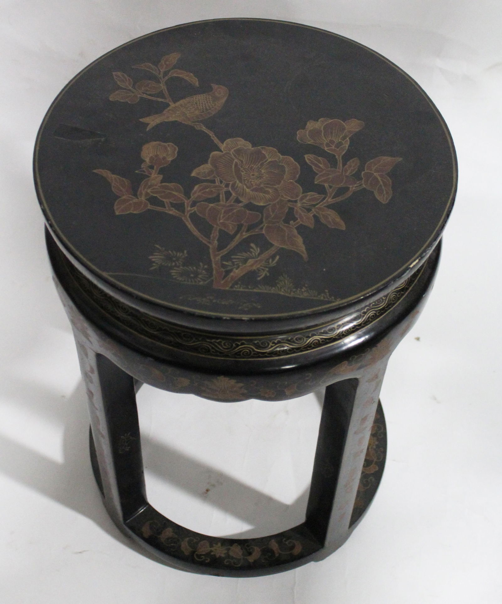 A Round Lacquer Stool - 2