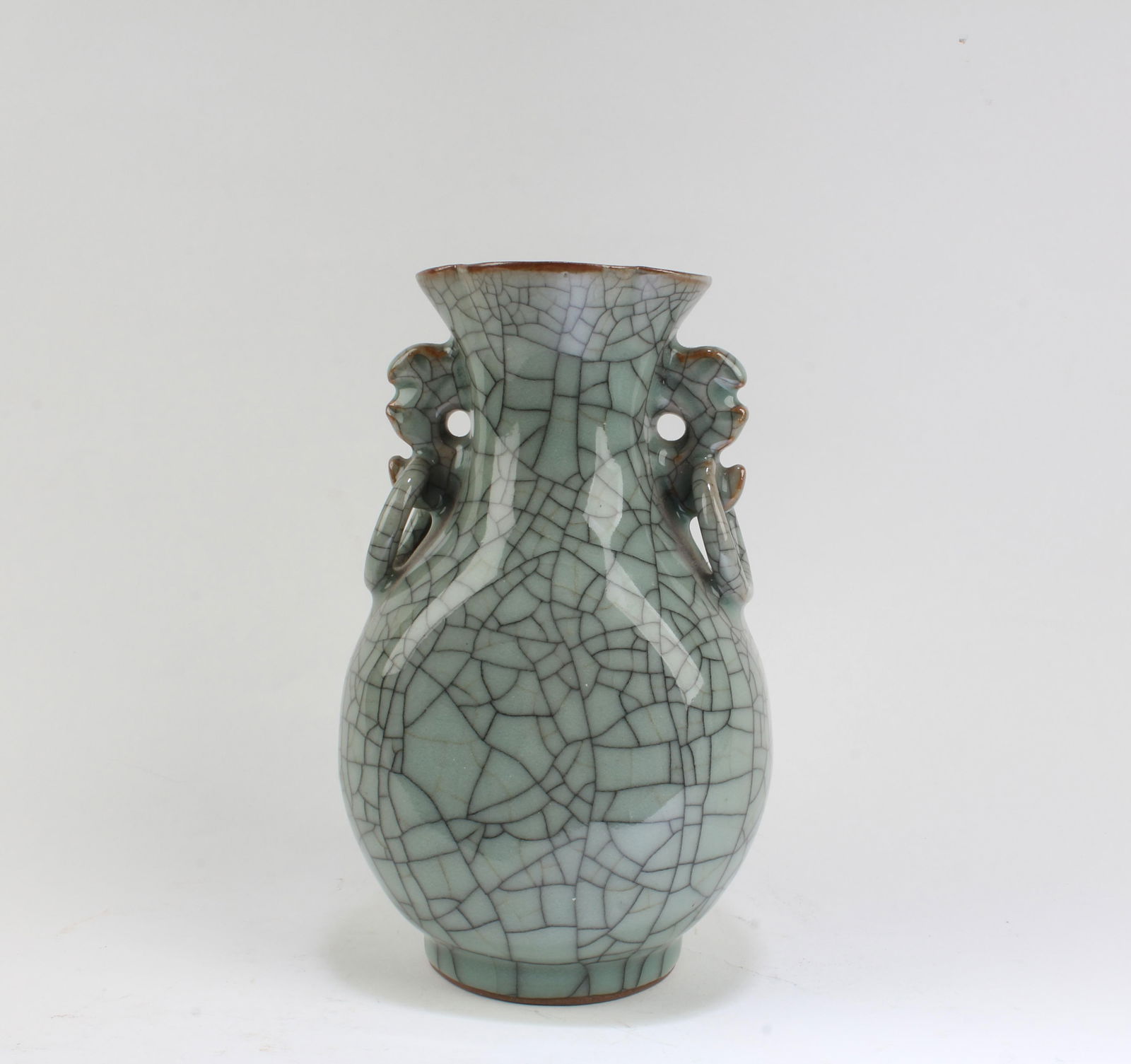 Chinese Geyao Vase (1 of 6)