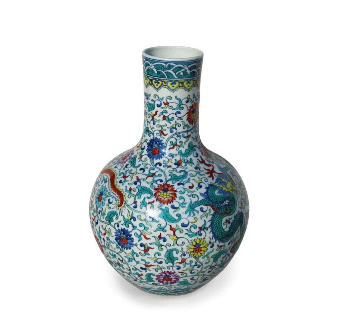 A Doucai Celestial Sphere Vase - 3