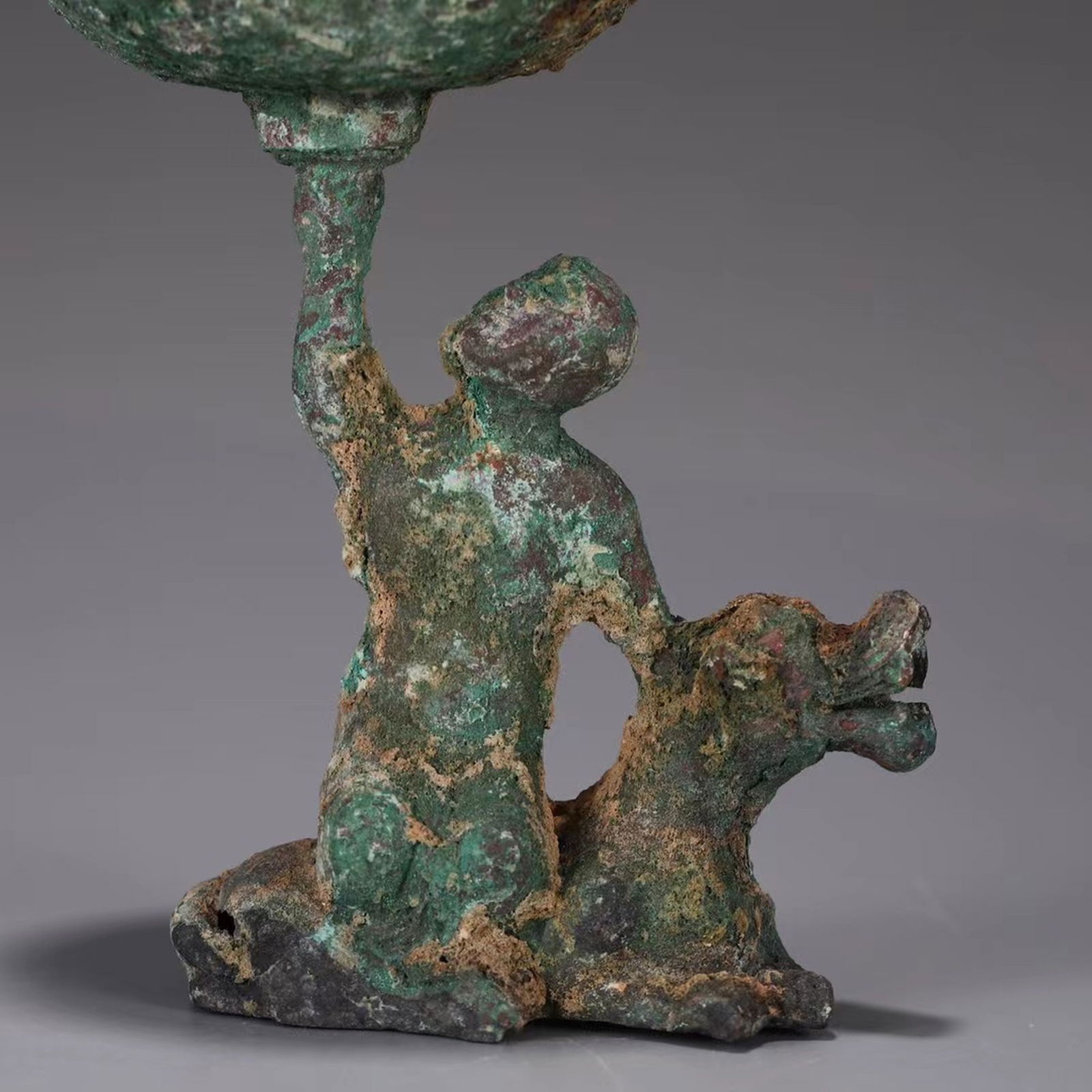 A Bronze Archaistic Incense Diffuser - 3