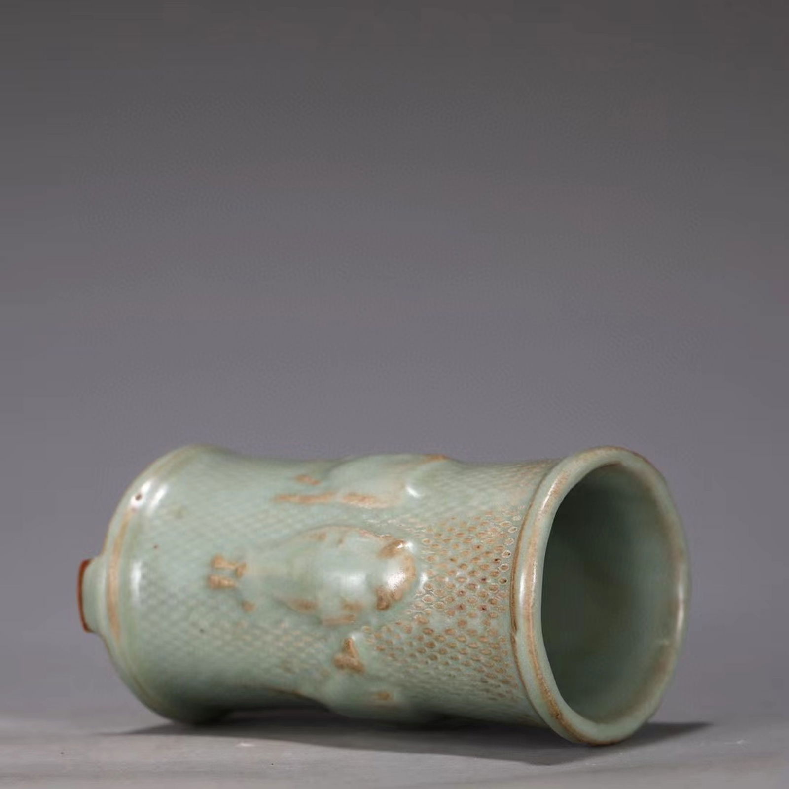 A Green Glazed Vase - 5