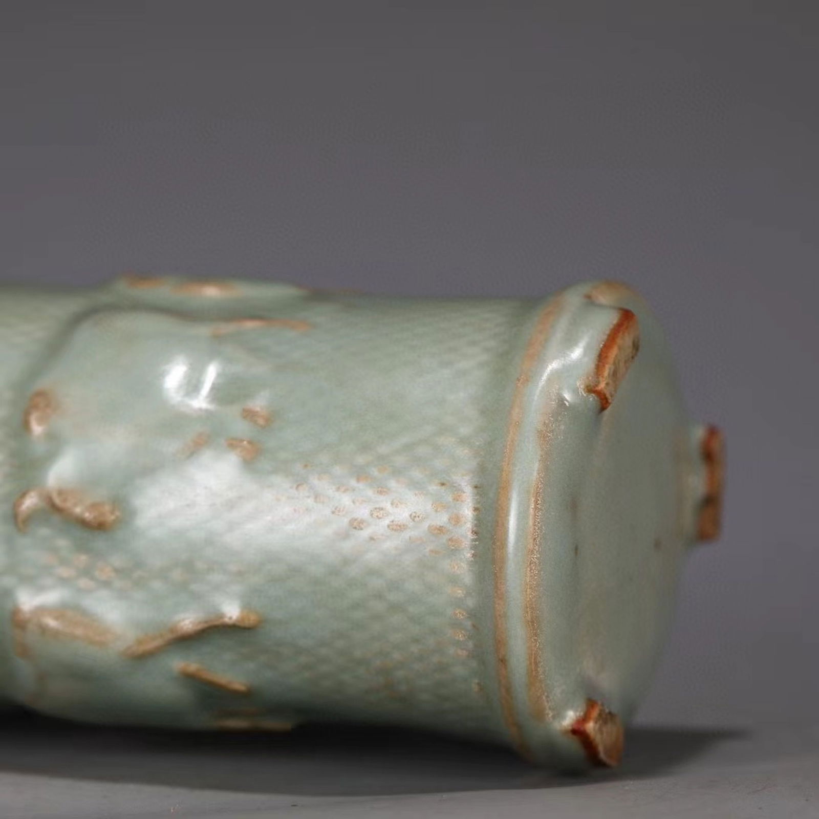 A Green Glazed Vase - 6