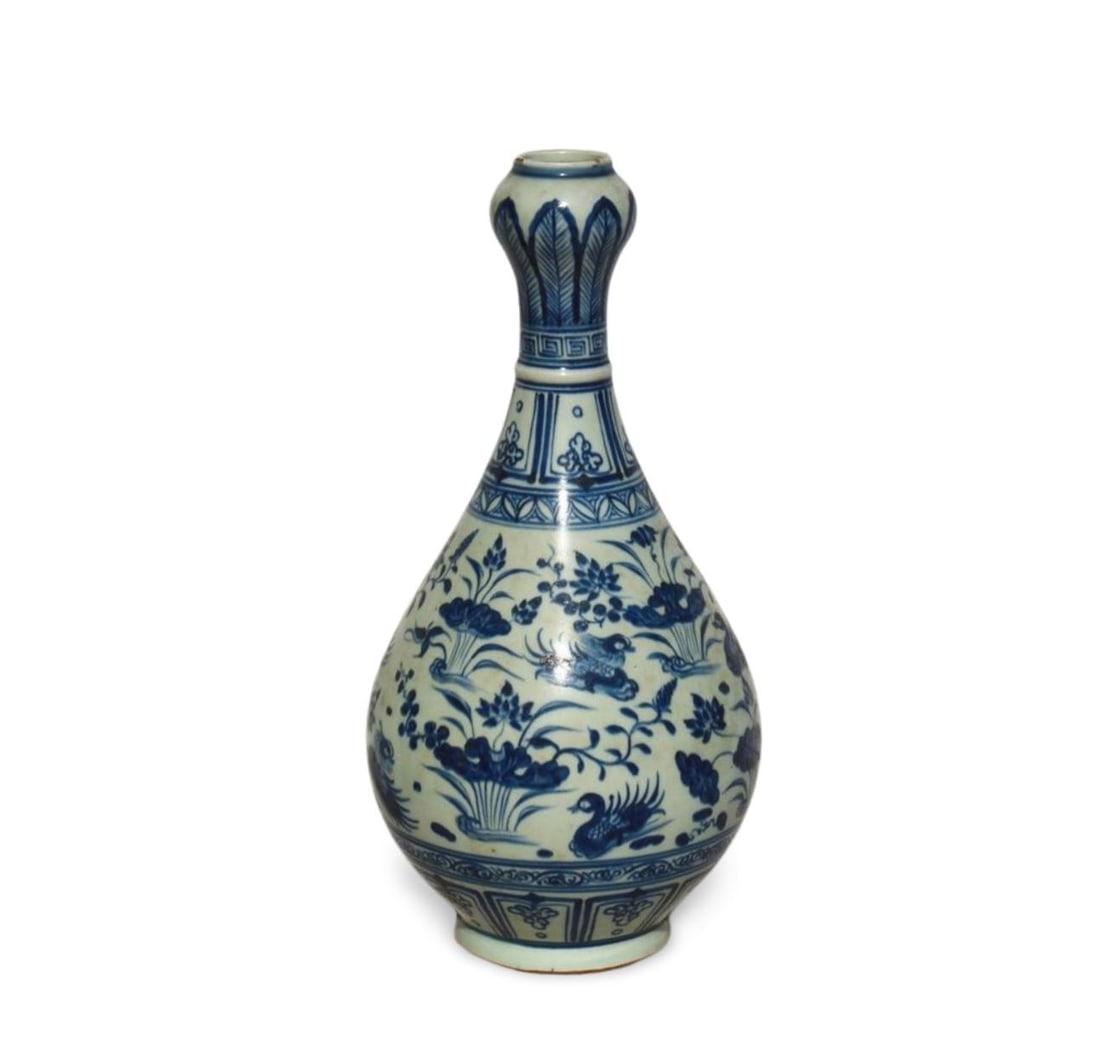 A Blue and White Vase (1 of 6)