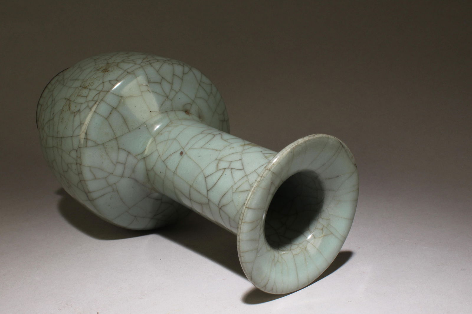 A Guan Type Vase - 3