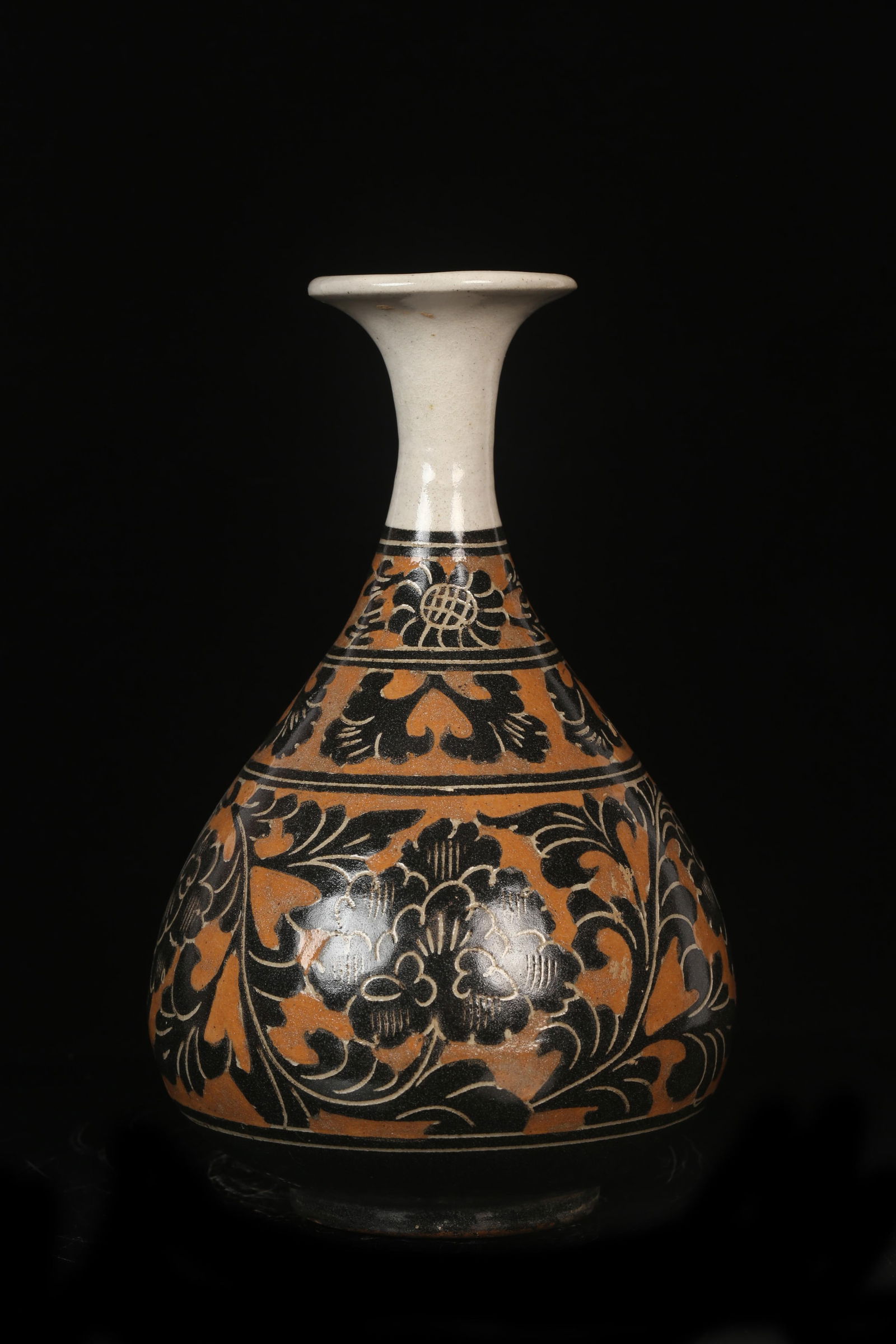 A Cizhou Vase - 4