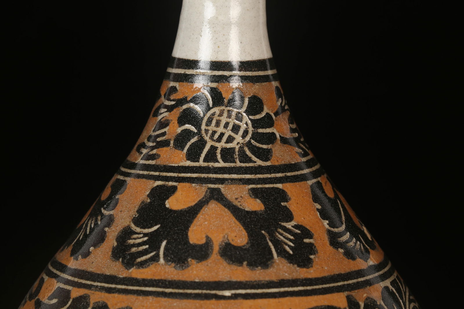A Cizhou Vase - 5