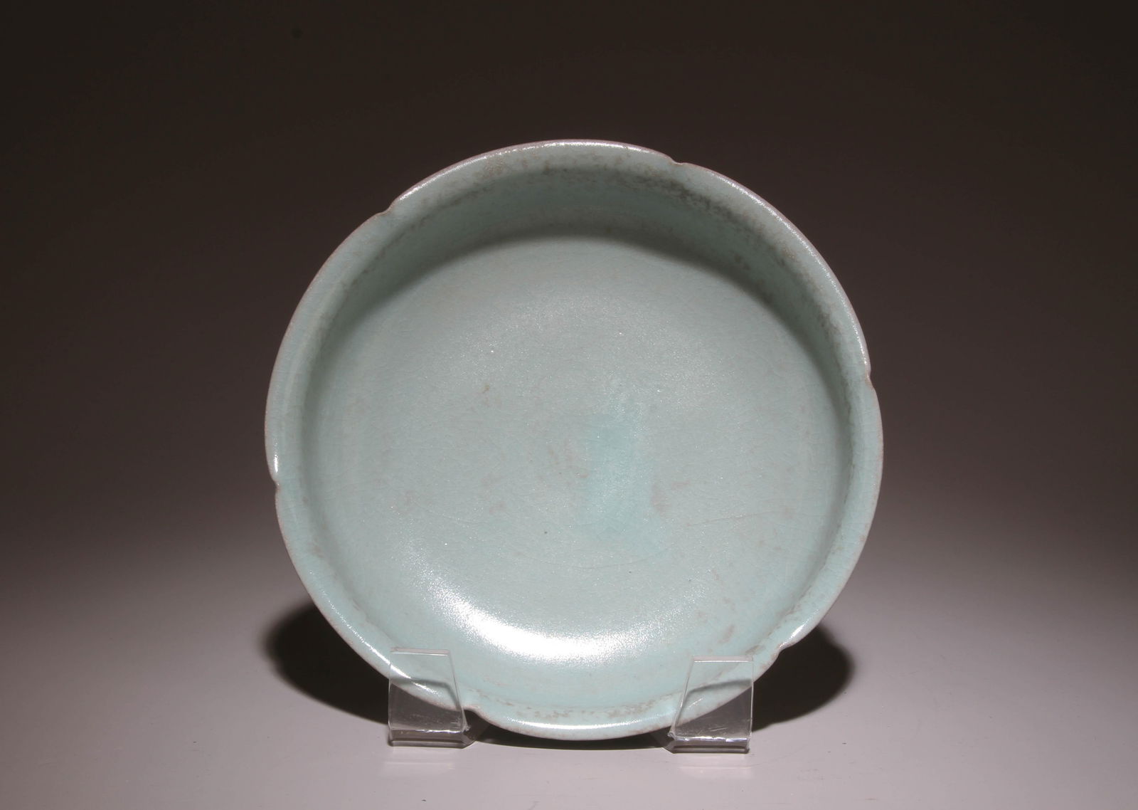 A Ruyao Ink Washer: A Ruyao Ink Washer. Dimensions: 6.25" x 1.7".