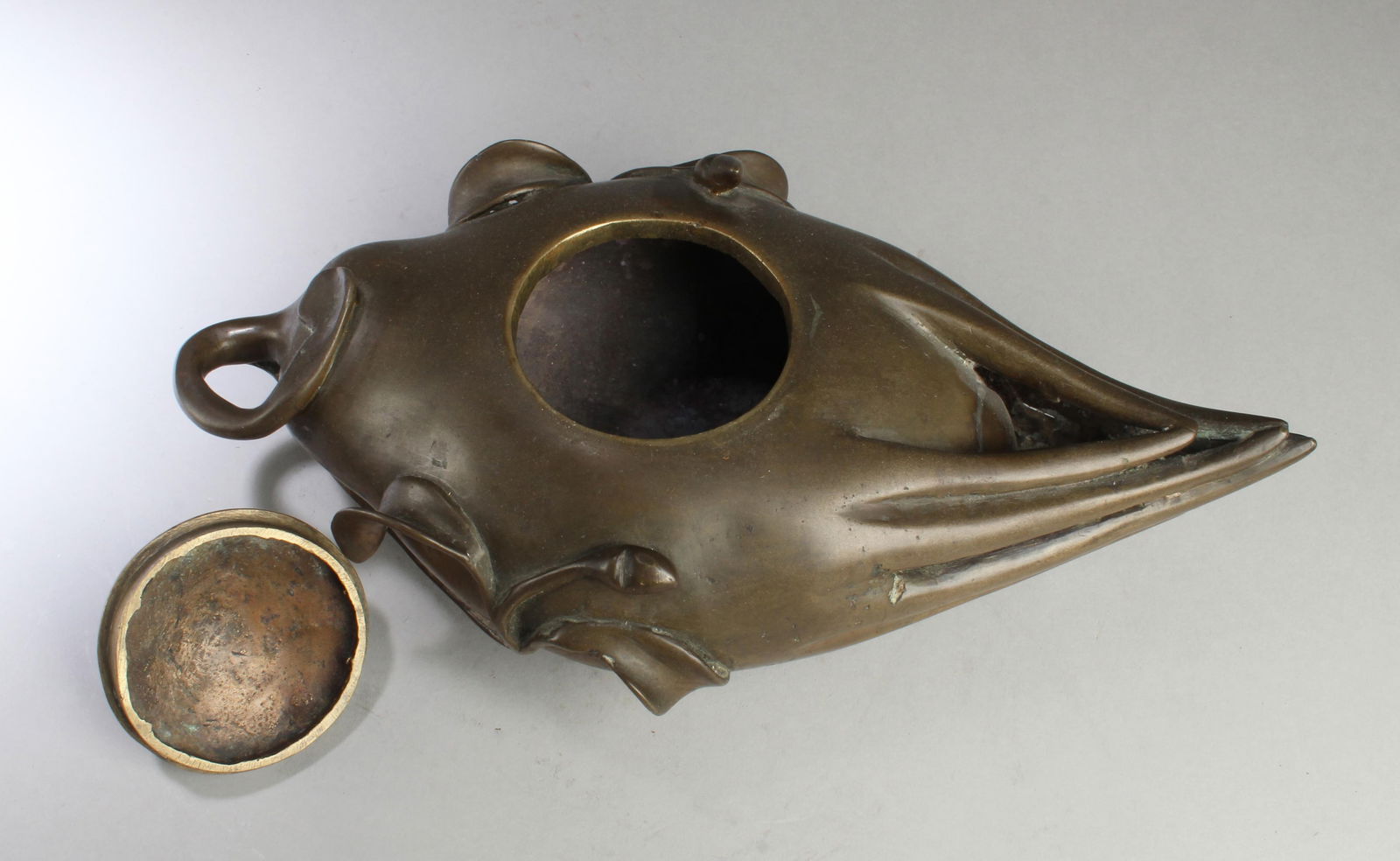 A Bronze Tripod Pot - 3