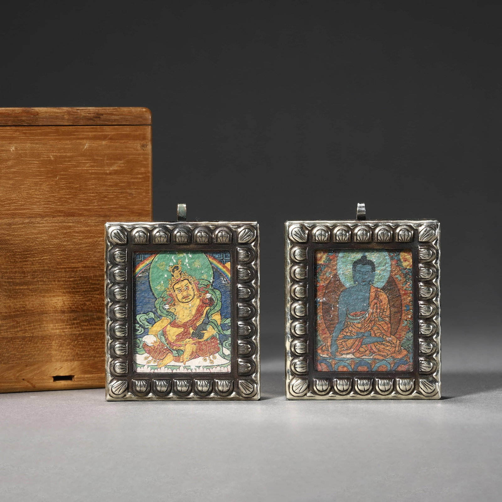 Two Fine Painted Thangka: Two Fine Painted Thangka. Length:1.77" Width:0.47" Height:2.05"