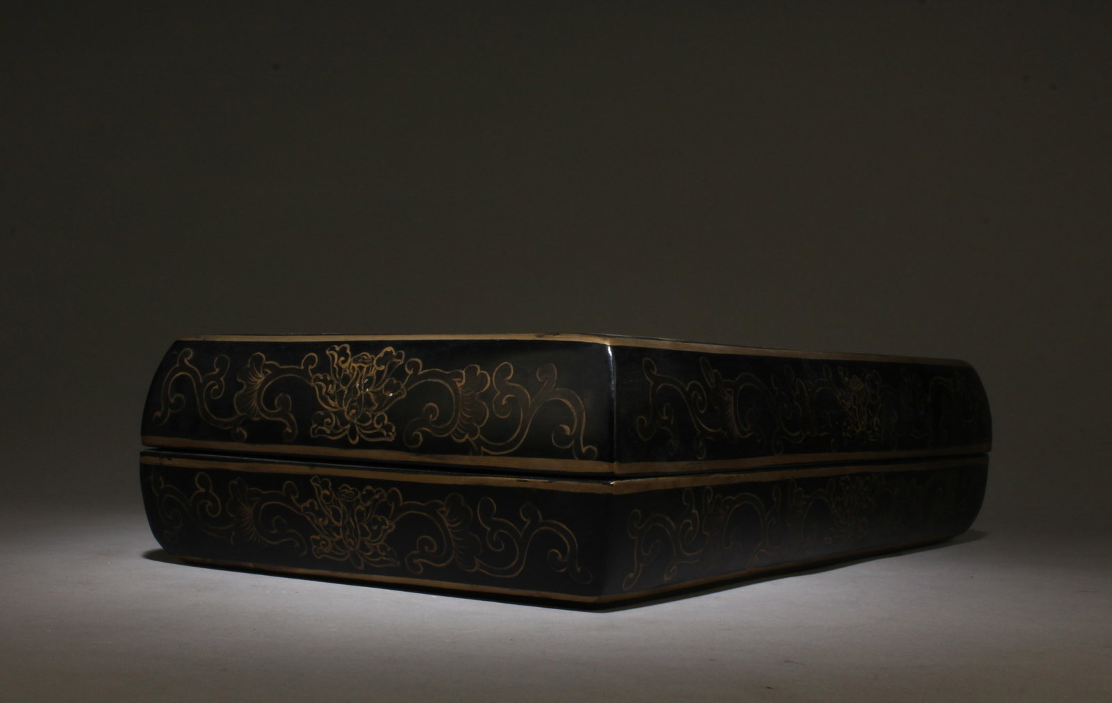 A Container with Lid - 2