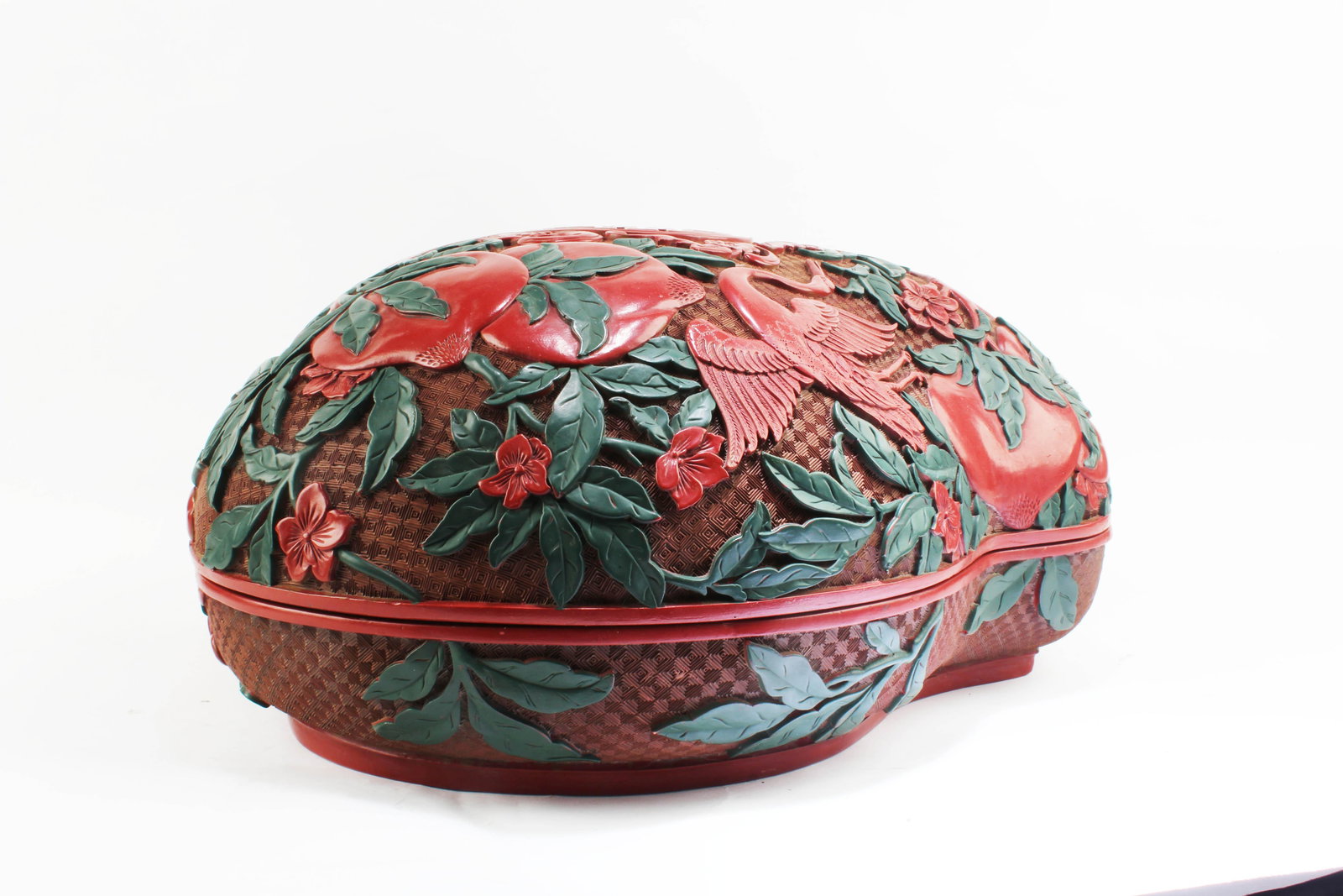 A Cinnabar Lacquer Container - 2