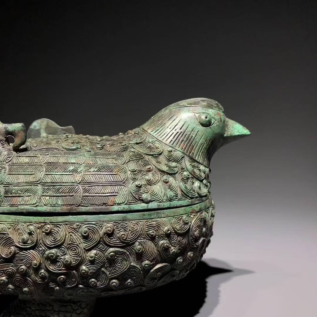 A Bronze Bird-Shaped Box - 4