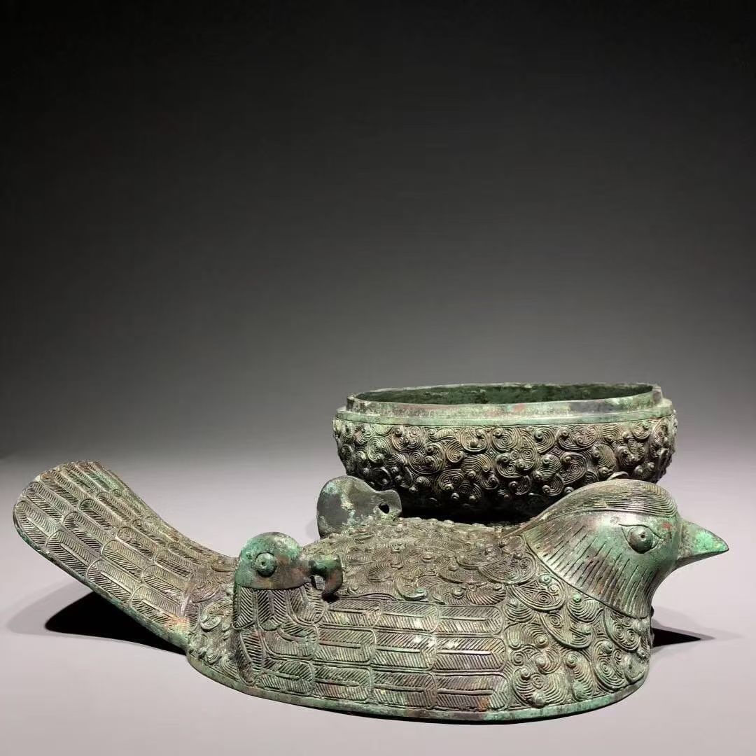A Bronze Bird-Shaped Box - 5