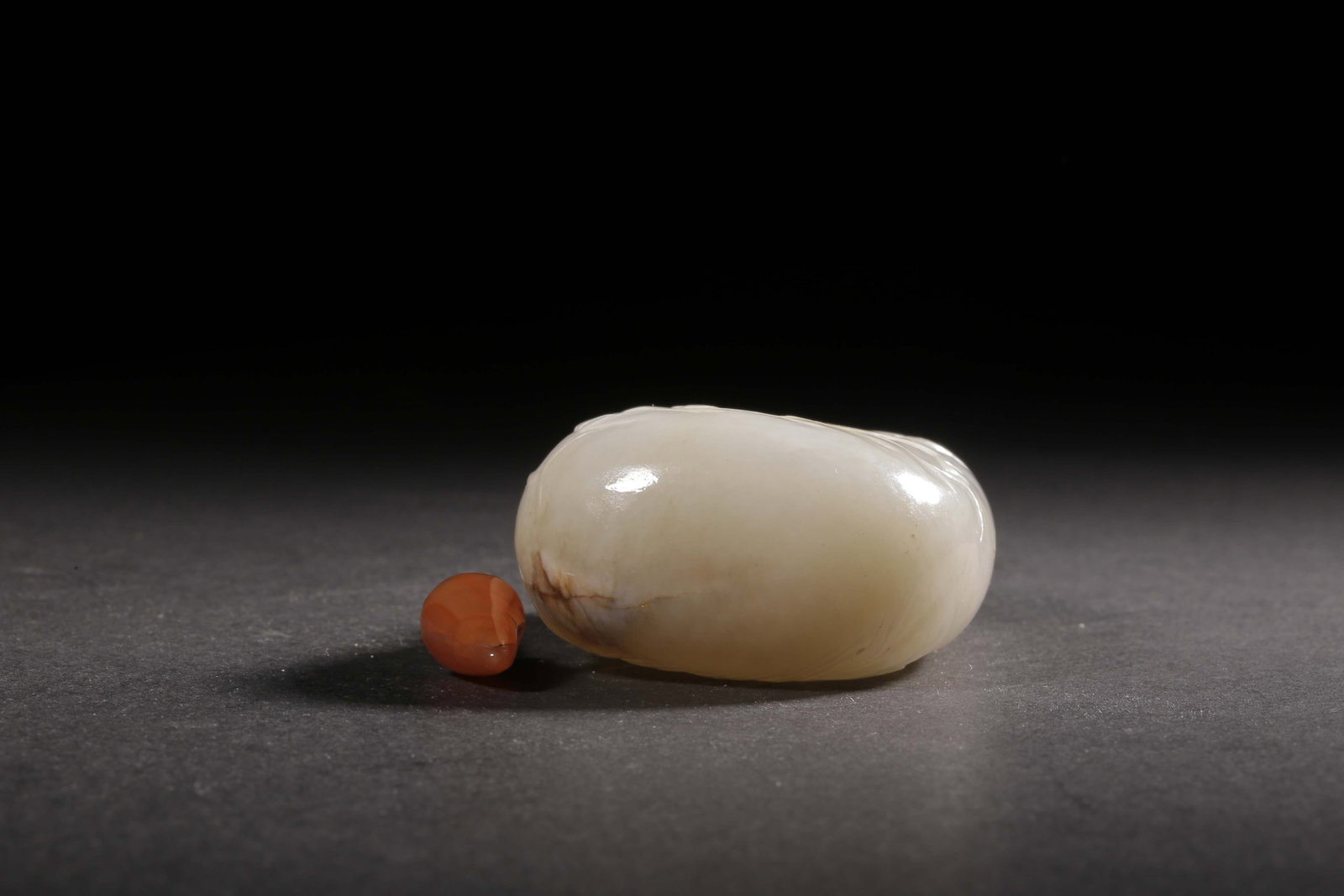 A Hetian Jade Snuff Bottle - 8