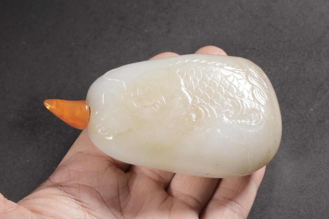 A Hetian Jade Snuff Bottle - 9