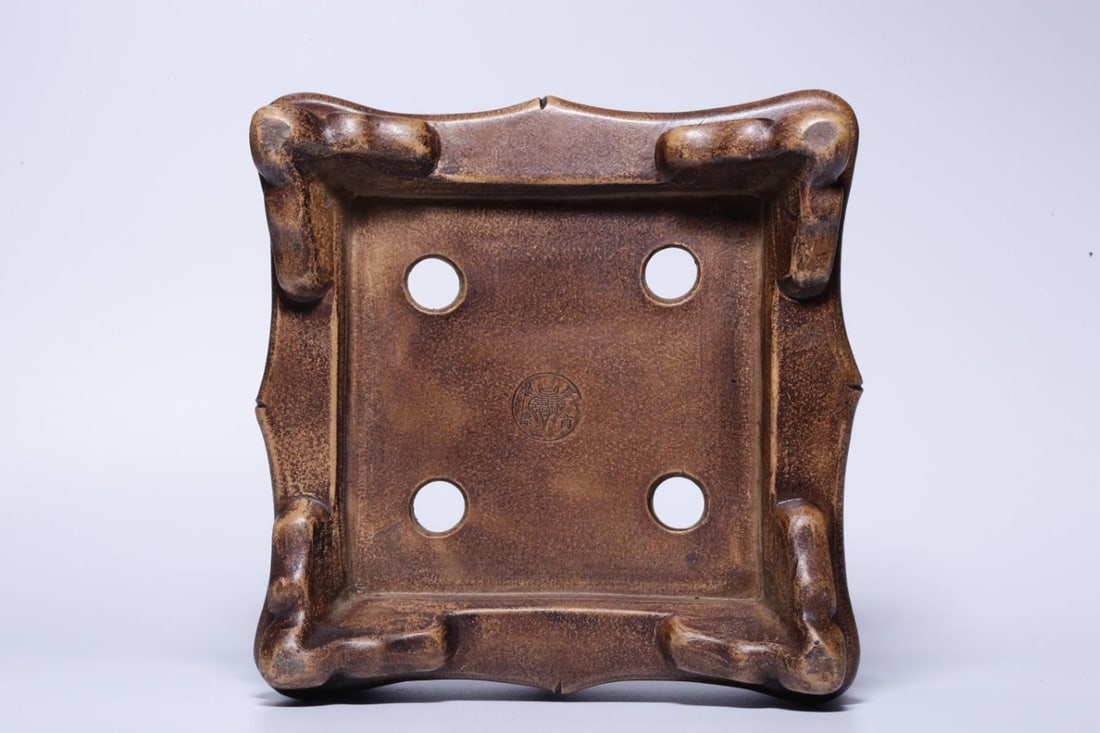 A Zisha Pot - 8