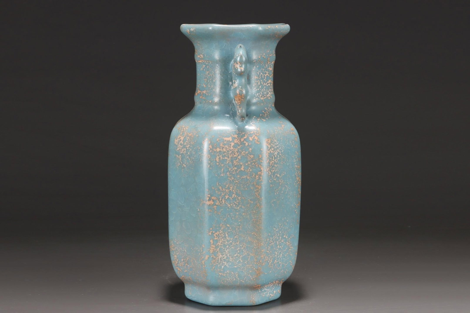 A Ru Ware Sky-Blue Octagonal Vase - 3