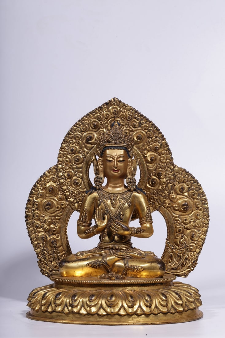 A Gilt Bronze Vairocana Statue (1 of 9)