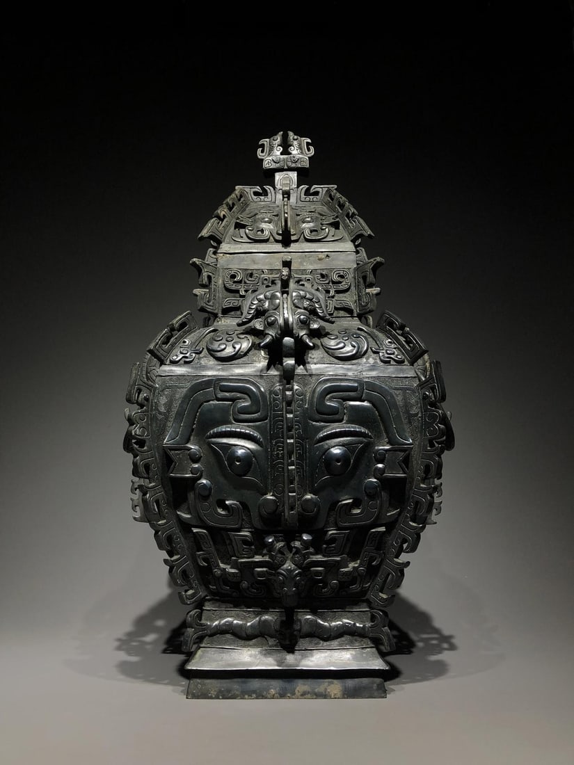 A Bronze Ritual Vessel: A Bronze Ritual Vessel. Dimensions: 13.78in x 11.81in x 22.83in Weight: 110.23lbs.