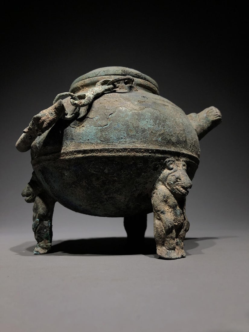 A Bronze Ewer - 3