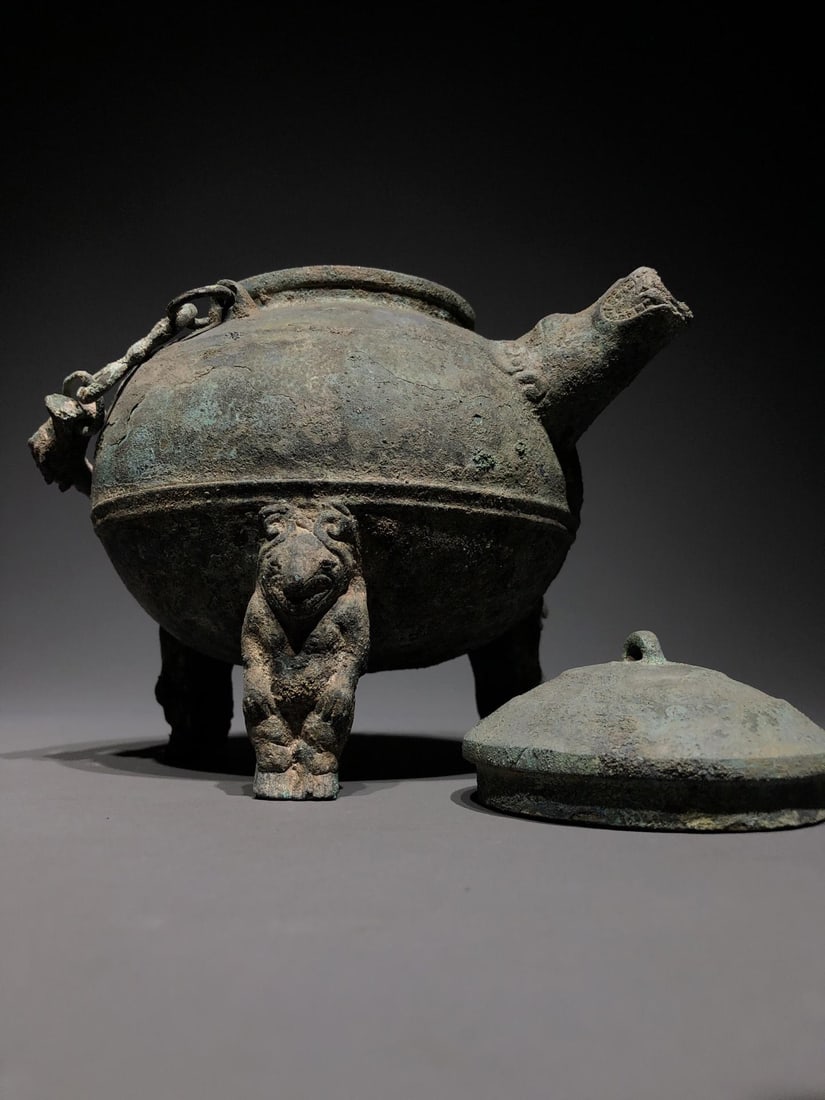 A Bronze Ewer - 4